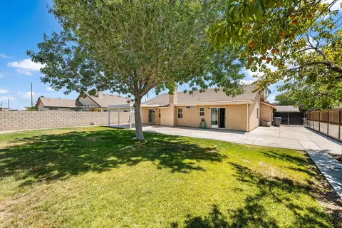Exterior - 44327 Freer Way, Lancaster, CA 93536 photo 9 of 9