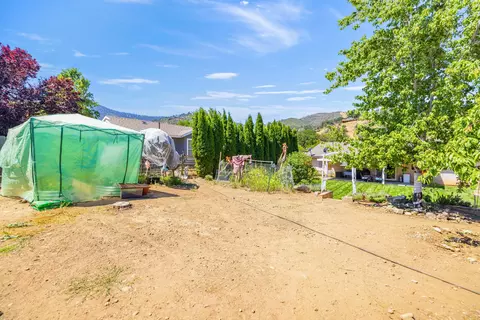 18270 Basil Dr, Tehachapi, CA 93561 photo 33