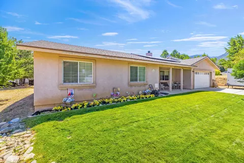 18270 Basil Dr, Tehachapi, CA 93561 photo 4
