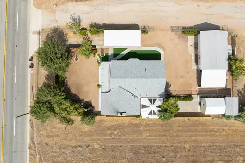 728 Ave S W, Palmdale, CA 93551 photo 37