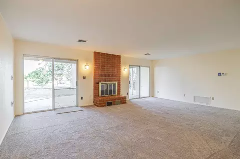 43040 41st St W, Lancaster, CA 93536 photo 11