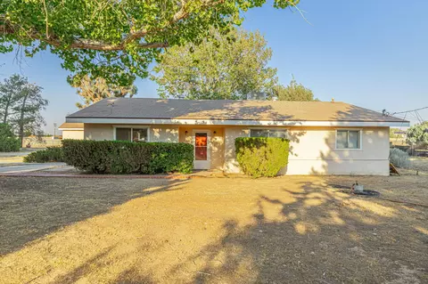 43040 41st St W, Lancaster, CA 93536