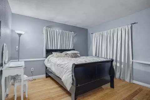 Bedroom - 40704 163rd St E, Lancaster, CA 93535 photo 3 of 6