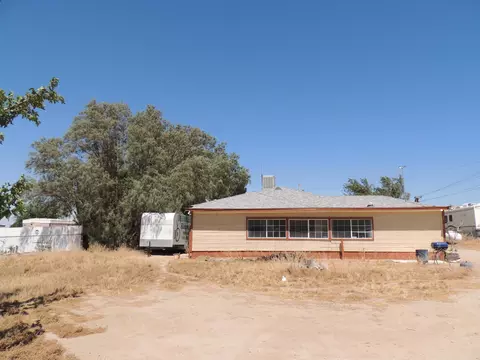 39012 180th St E, Palmdale, CA 93591