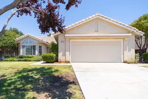 44544 Sandhurst Ln, Lancaster, CA 93536 photo 2