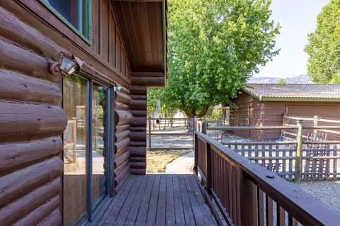 29431 Fawn Way, Tehachapi, CA 93561 photo 4