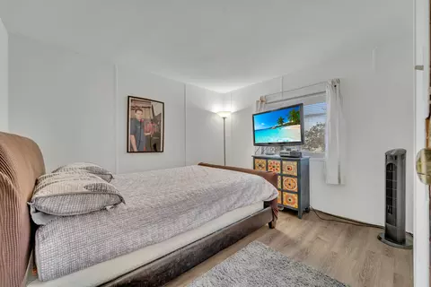 Bedroom - 7829 W Avenue E14 W, Lancaster, CA 93536 photo 3 of 4