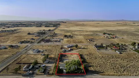 View/Area - 7829 W Avenue E14 W, Lancaster, CA 93536 photo 6 of 6