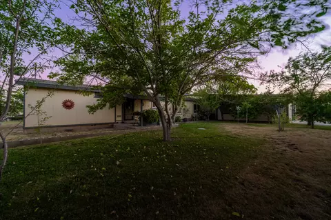 Exterior - 7829 W Avenue E14 W, Lancaster, CA 93536 photo 13 of 13