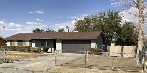 Exterior - 40636 172nd St E, Lancaster, CA 93535 photo 3 of 10