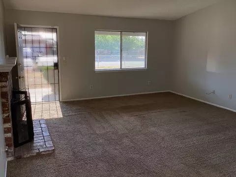 Living - 40636 172nd St E, Lancaster, CA 93535 photo 3 of 4