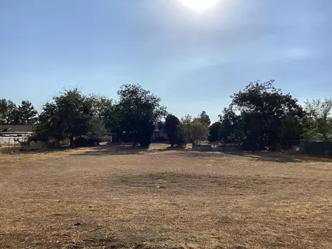 Exterior - 40636 172nd St E, Lancaster, CA 93535 photo 9 of 10
