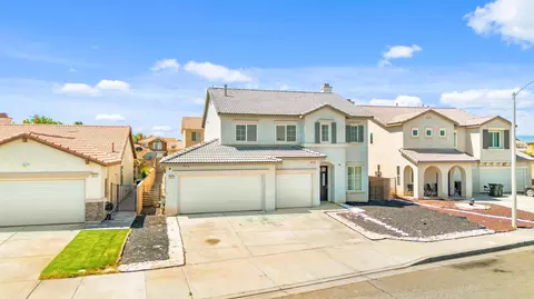 2306 Norberry St E, Lancaster, CA 93535 photo 3