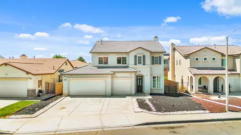 2306 Norberry St E, Lancaster, CA 93535