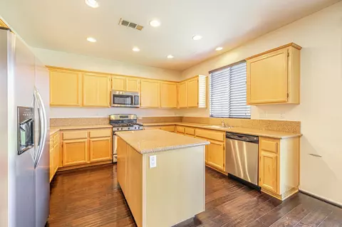43341 Brandon Thomas Way, Lancaster, CA 93536 photo 14