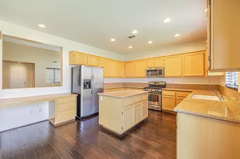 43341 Brandon Thomas Way, Lancaster, CA 93536 photo 12