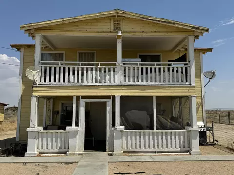 2761 Avenue F W, Lancaster, CA 93536