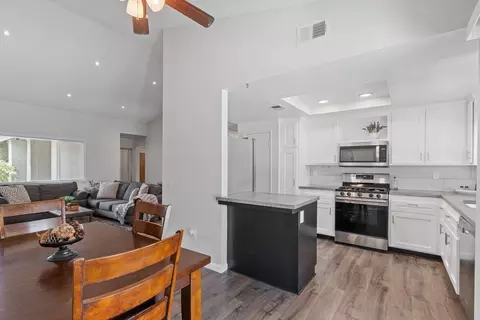 37752 Mentor Ct, Palmdale, CA 93550 photo 9