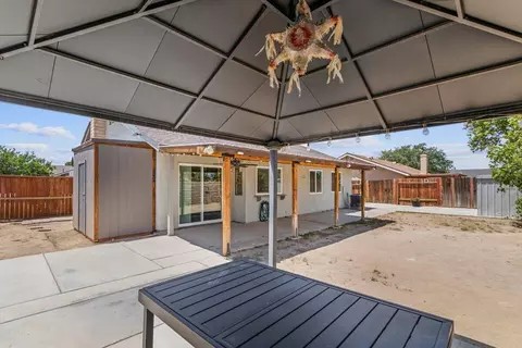 37752 Mentor Ct, Palmdale, CA 93550 photo 21