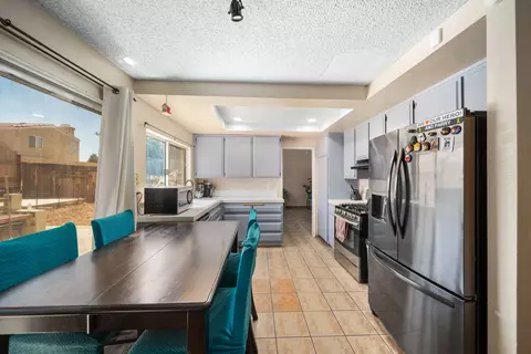 1008 Kildare St E, Lancaster, CA 93535 photo 7