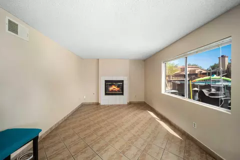 1008 Kildare St E, Lancaster, CA 93535 photo 9