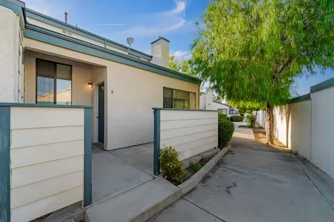 44538 15th St E, Lancaster, CA 93535