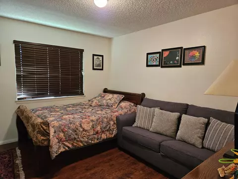 Bedroom - 40176 179th St E, Palmdale, CA 93591 photo 5 of 5