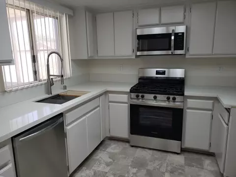 1234 Ave J6 E, Lancaster, CA 93535 photo 3