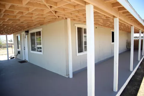 Exterior - 26979 Nichols St, Boron, CA 93516 photo 5 of 5