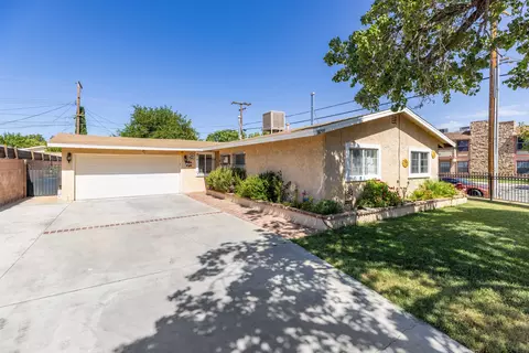 38299 Hendon Dr, Palmdale, CA 93550