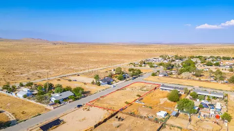 177 Th And Mossdale, Lancaster, CA 93535 photo 4
