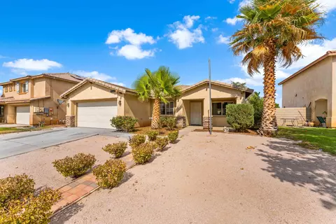 45402 Spahn Ln, Lancaster, CA 93535