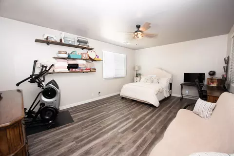 42508 Yew St, Lancaster, CA 93536 photo 24
