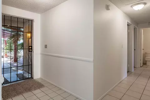 44211 Gingham Ave, Lancaster, CA 93535 photo 2