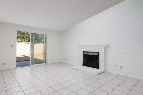 44211 Gingham Ave, Lancaster, CA 93535 photo 4