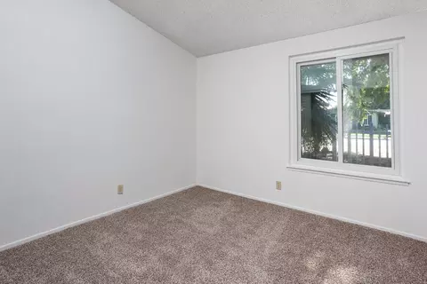44211 Gingham Ave, Lancaster, CA 93535 photo 13