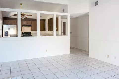44211 Gingham Ave, Lancaster, CA 93535 photo 3