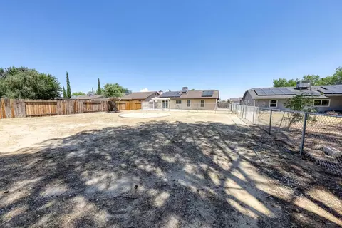 538 Ave J 9 E, Lancaster, CA 93535 photo 21