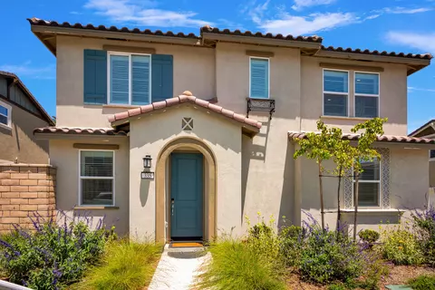 335 Fuerte Dr, Santa Paula, CA 93060