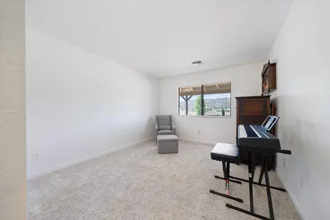 28201 Black Gold Way, Tehachapi, CA 93561 photo 15