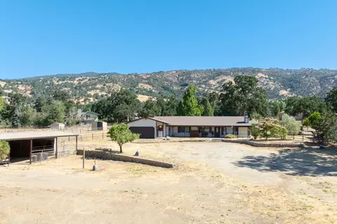 28201 Black Gold Way, Tehachapi, CA 93561 photo 23