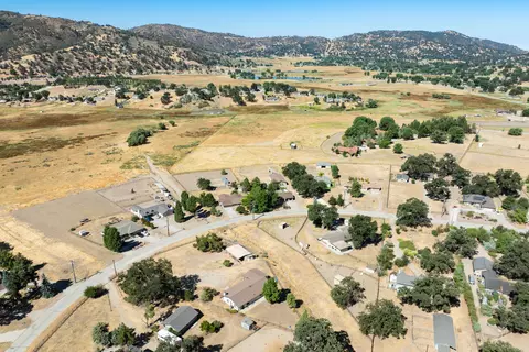 28201 Black Gold Way, Tehachapi, CA 93561 photo 25