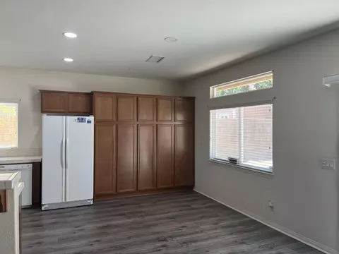 43141 Ruth Ln, Lancaster, CA 93536 photo 8