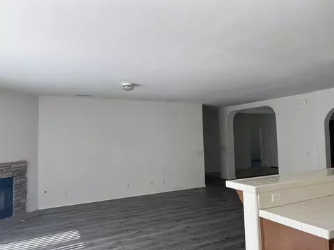 43141 Ruth Ln, Lancaster, CA 93536 photo 9