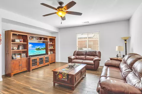 Living - 3141 James Ct, Lancaster, CA 93535 photo 2 of 2