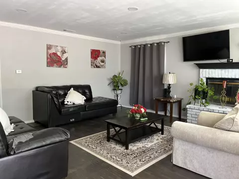 Living - 38331 17th St E, Palmdale, CA 93550 photo 3 of 4