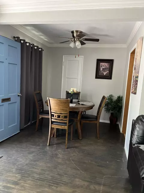 Dining - 38331 17th St E, Palmdale, CA 93550 photo 2 of 3