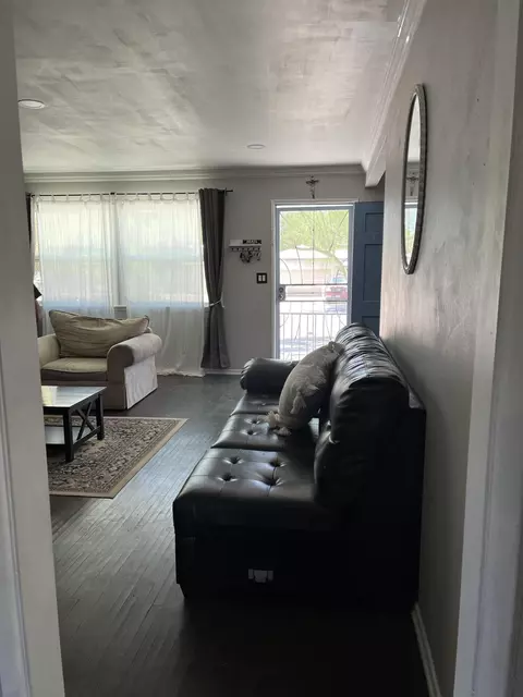 Entry Way - 38331 17th St E, Palmdale, CA 93550 photo 2 of 2