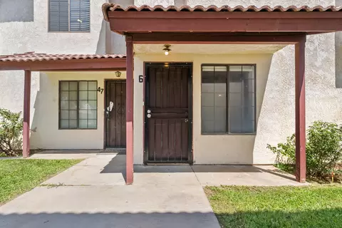 2260 E Avenue Q4 Ave #46, Palmdale, CA 93550