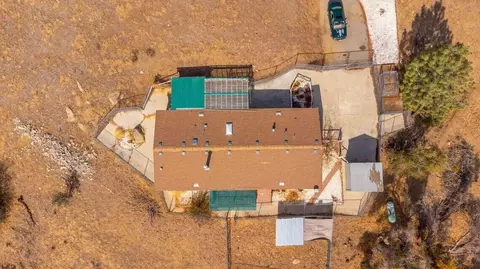 View/Area - 26477 Cummings Valley Rd, Tehachapi, CA 93561 photo 4 of 5